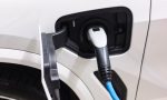 Recargar un coche eléctrico cuesta ahora 257 euros más que en 2020