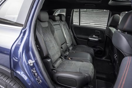 Mercedes EQB / Segunda fila