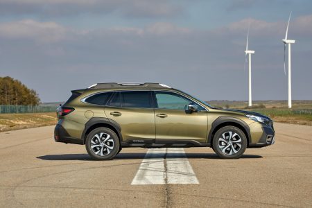 Subaru Outback / Lateral