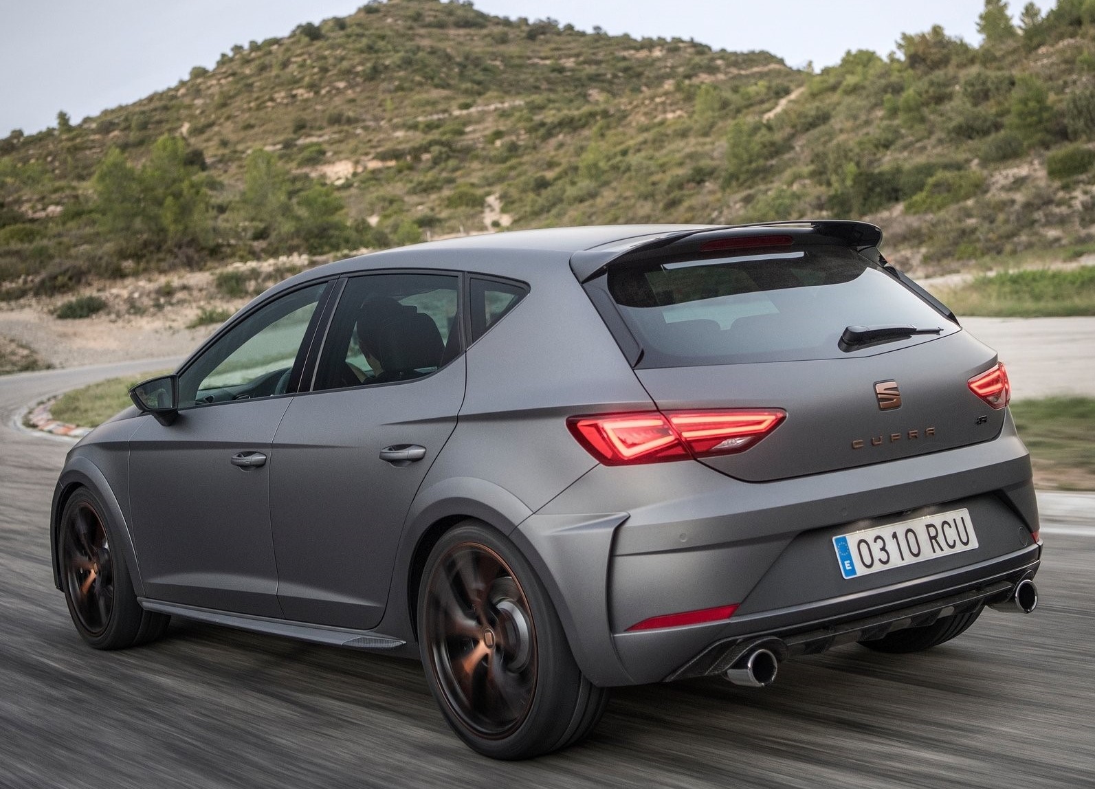 Seat León Cupra R 2018 / 31,8 metros