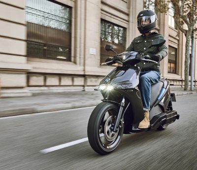 RAY 7.7 escúter eléctrico