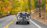 ¿Cómo transportar tu bici en el coche con seguridad?
