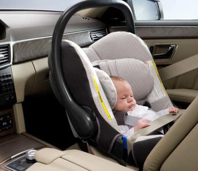 niño silla coche