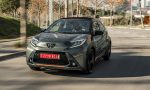 El Toyota Aygo se viste de SUV, pero sigue siendo un urbanita