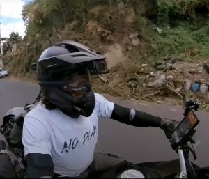 Charly Sinewan tiene que ser escoltado en Guatemala.