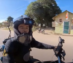 Charly Sinewan cambia su viaje por Belice.