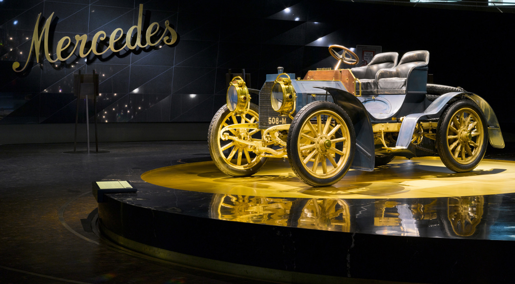 Coches con nombre de mujer