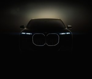BMW i7