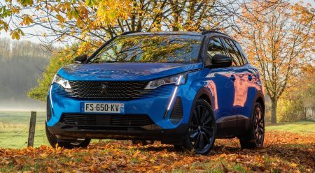 coches más vendidos España febrero 2022