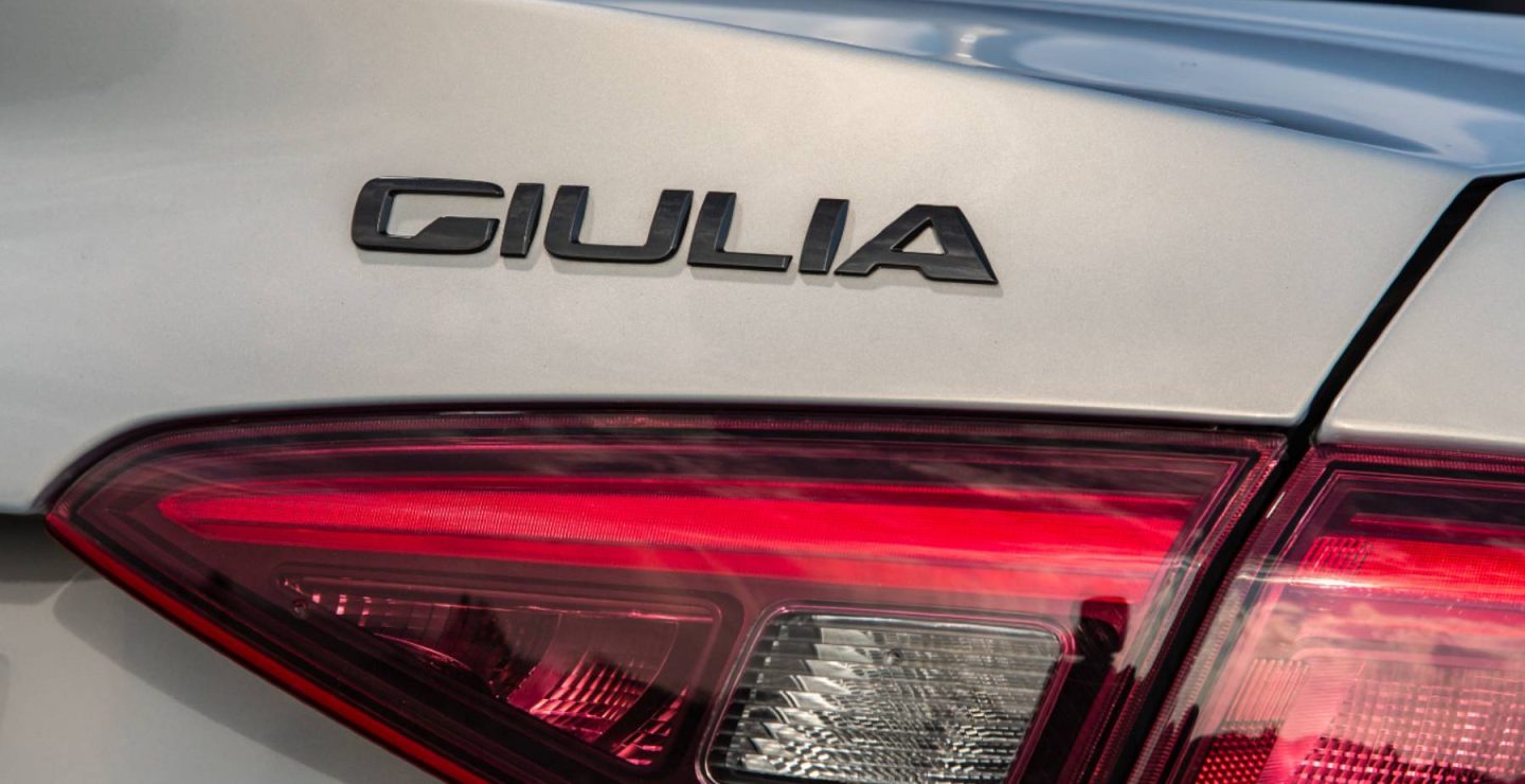 Coches con nombre de mujer