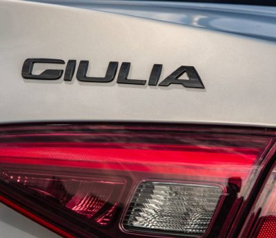 Coches con nombre de mujer