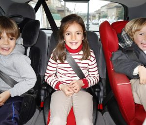 niño silla coche