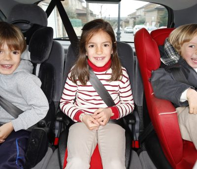 niño silla coche