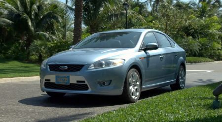 Ford Mondeo // 'Casino Royale' (2006)