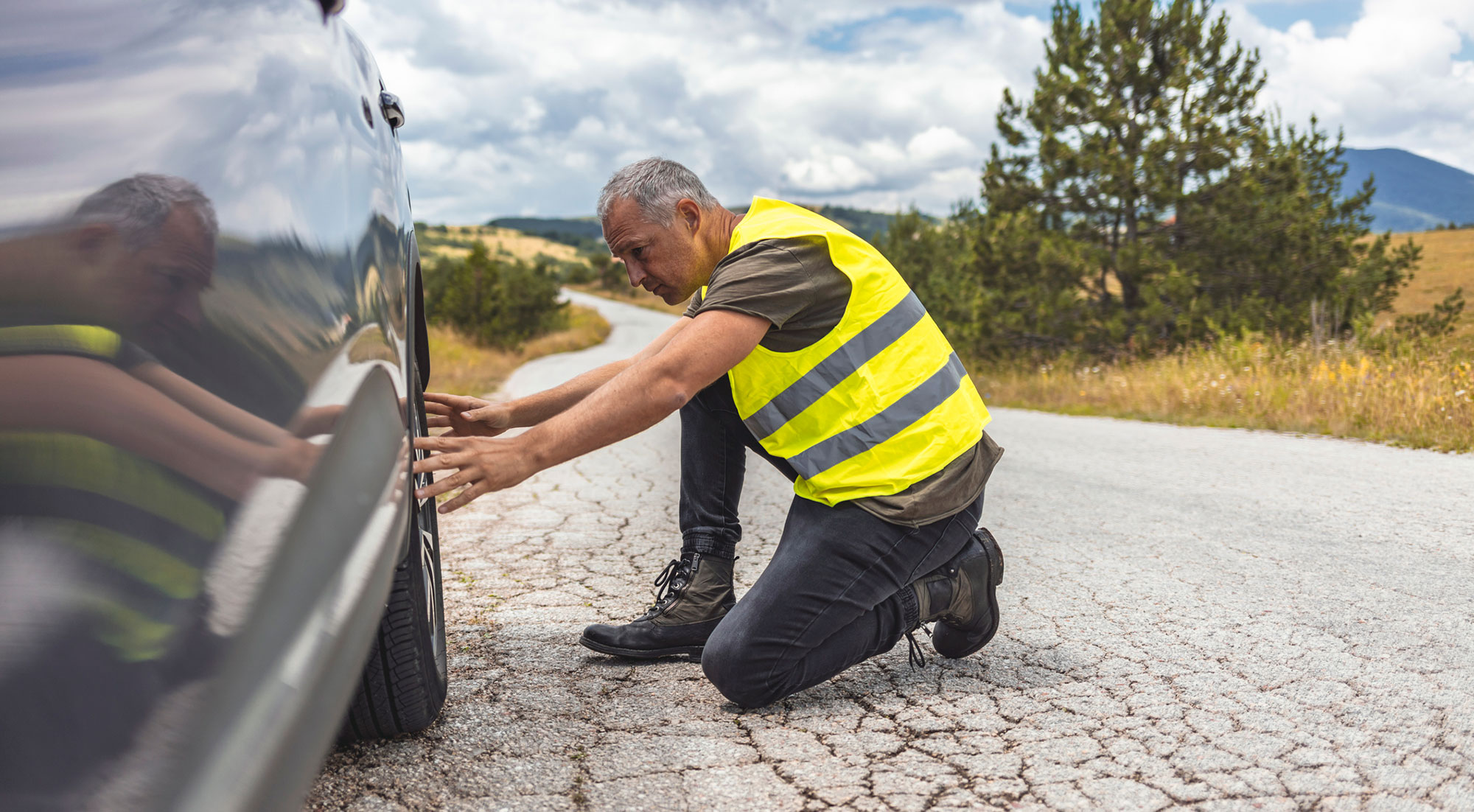 reparar pinchazo coche
