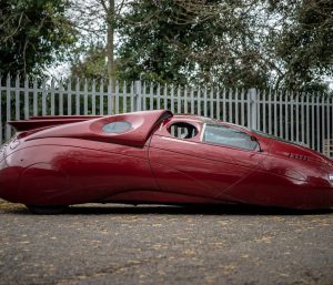 Así es el coche extraterrestre, un Chevrolet Cobalt con motor Ecotec