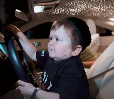 hasbullah conduciendo