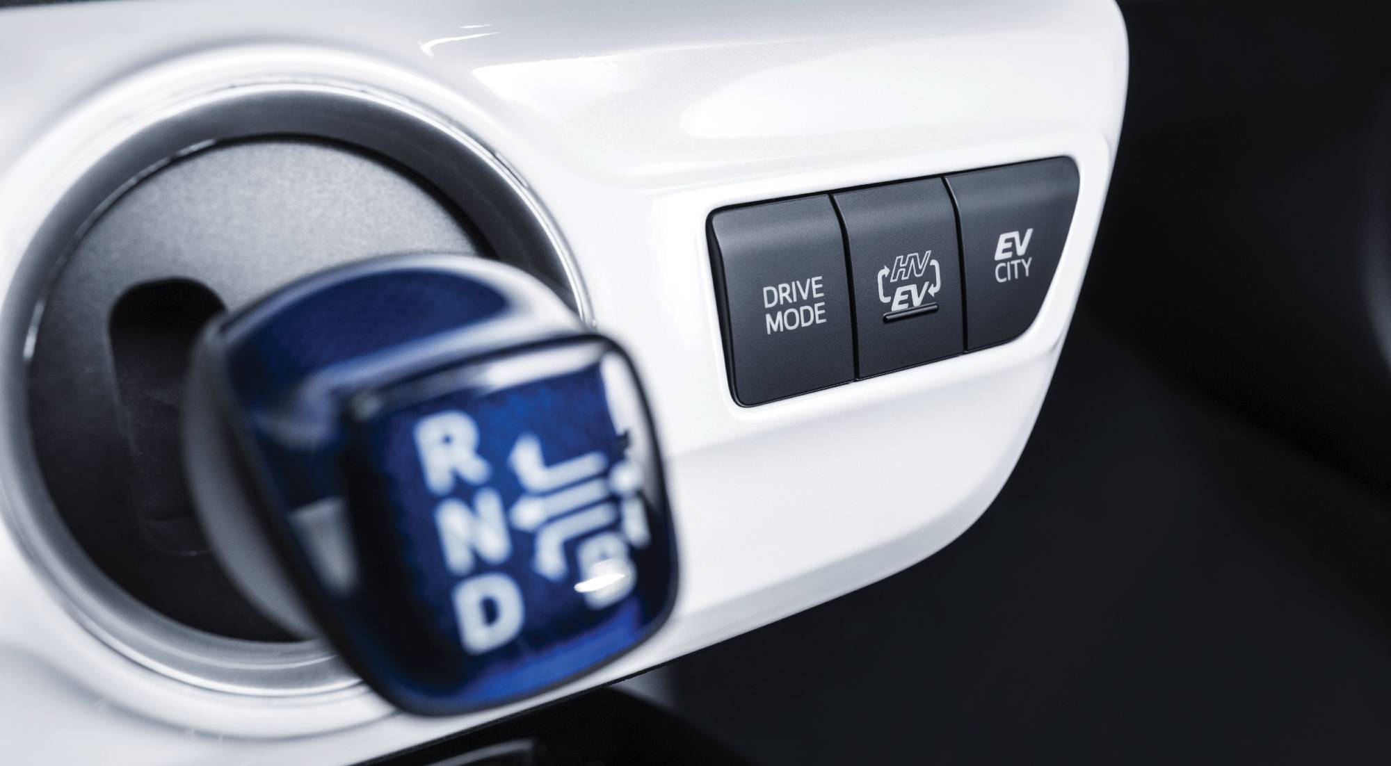 Revisar coche híbrido usado