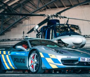 ferrari policia