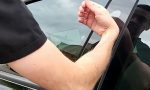 La nueva y sorprendente forma de abrir un Tesla sin llave