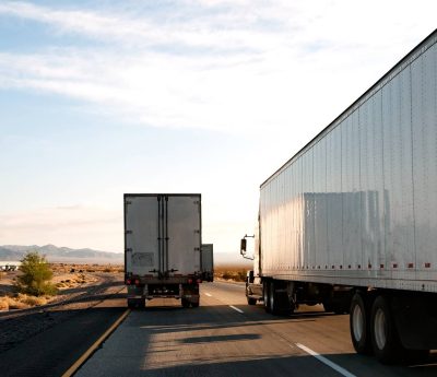 Adelantamiento entre camiones