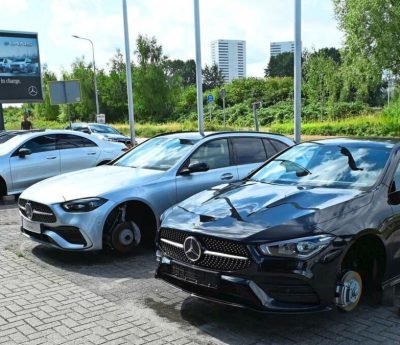 robo de ruedas. Mercedes