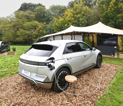 Hotel coches eléctricos