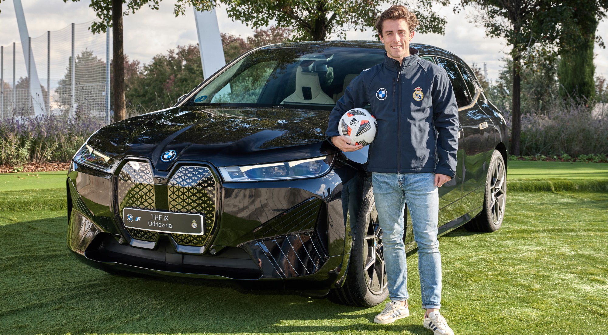 Odriozola // BMW iX
