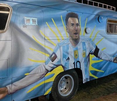 messi autobús
