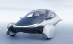 El coche solar de tres ruedas que llega este mismo año