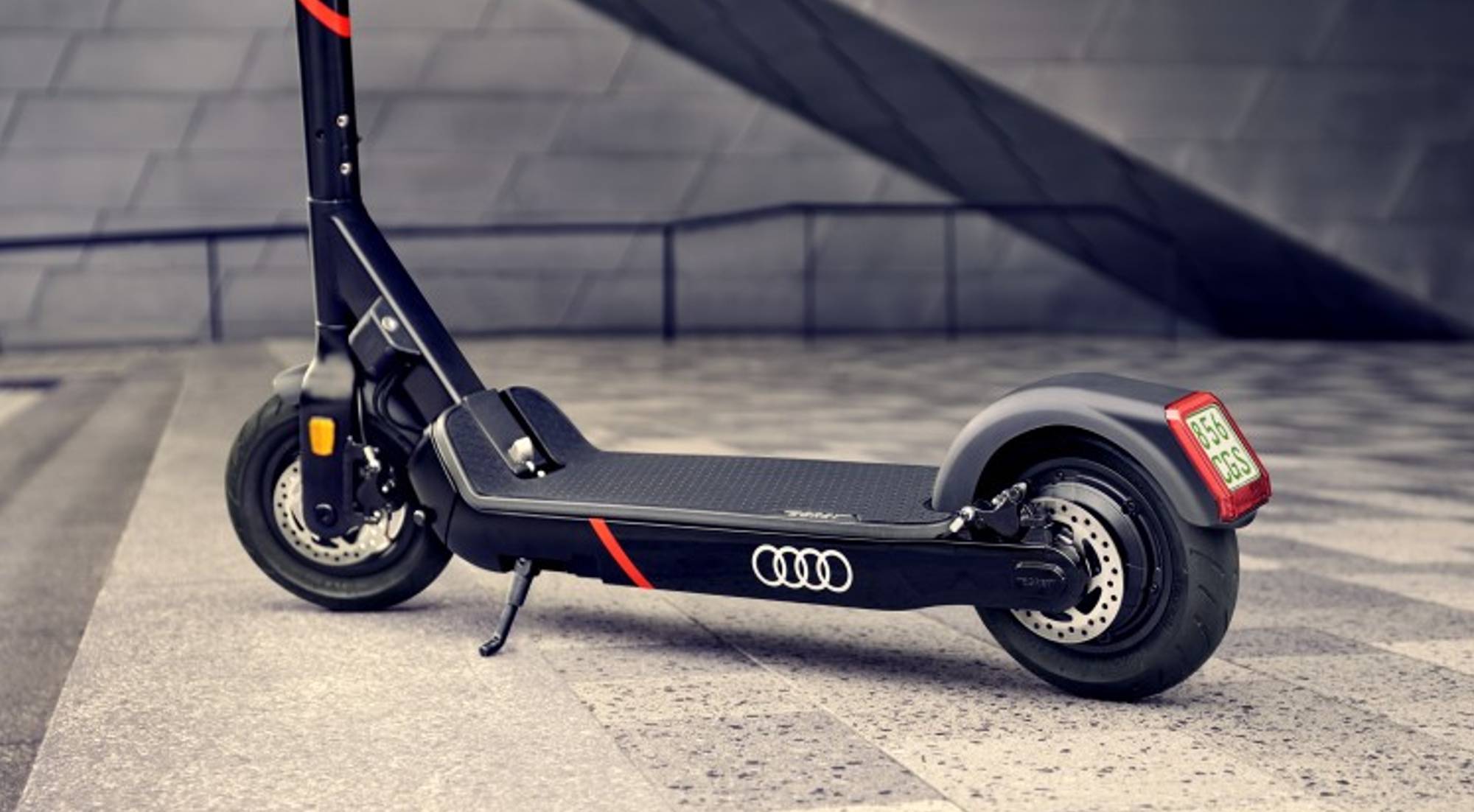 Patinete Audi