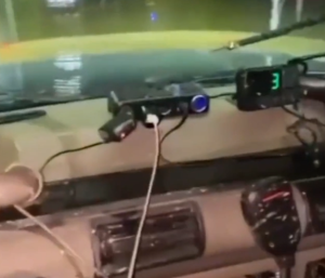 Interior coche inundado