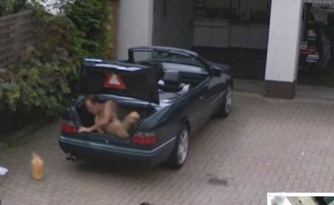 A sus anchas en su maletero