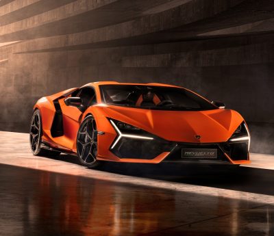 Lamborghini Revuelto