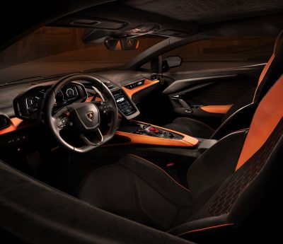 Lamborghini Revuelto