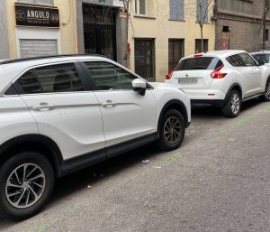 ganar dinero con coche aparcado