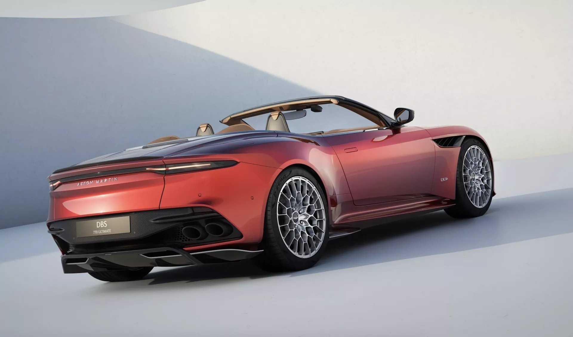 Aston Martin DBS 770 Ultimate Volante