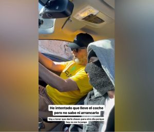 Ceciarmy y un desconocido