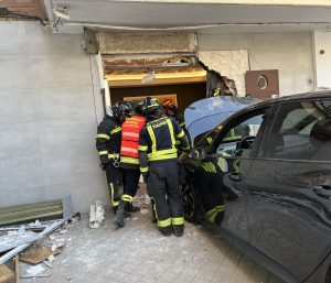 accidente coche bomberos