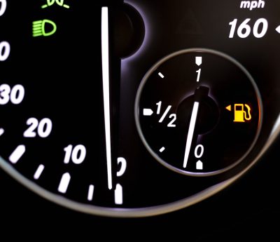 panel coche gasolina