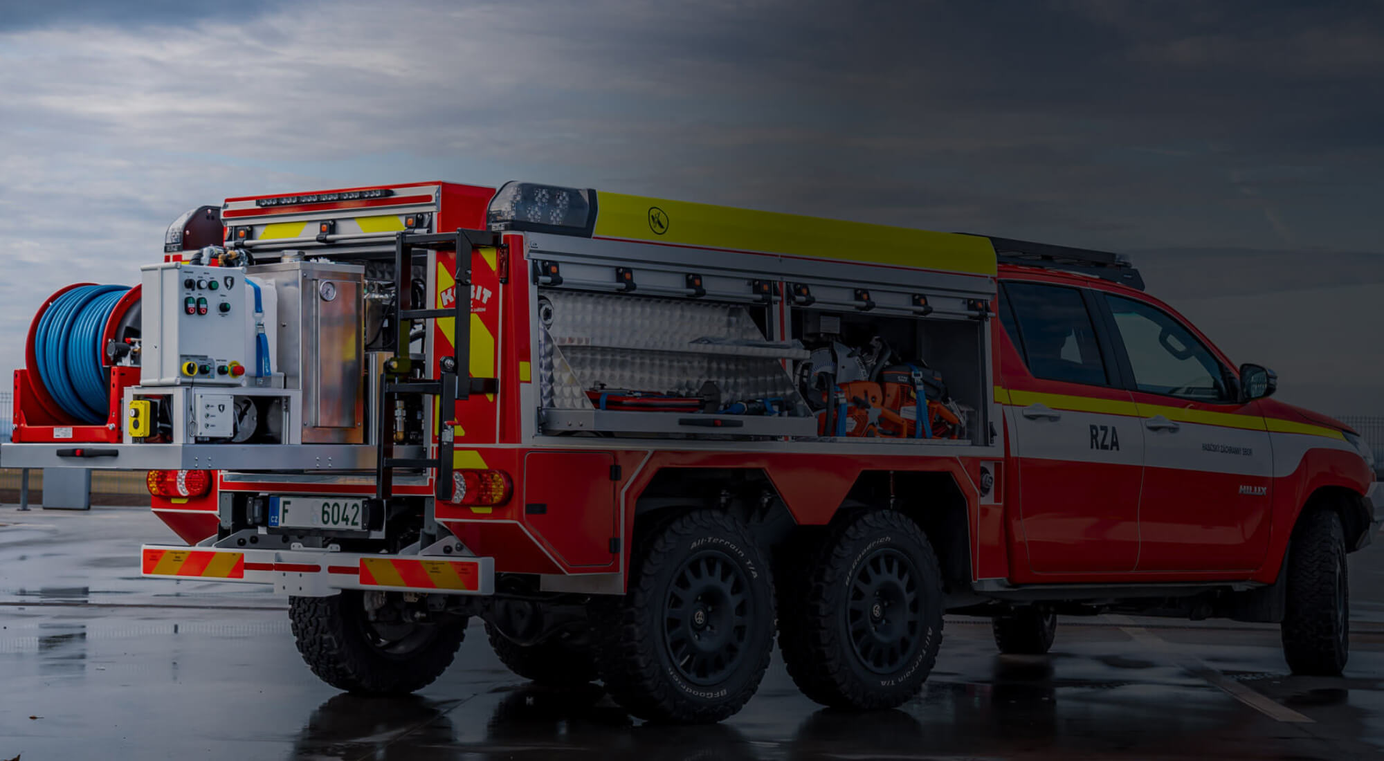 Extinción de incendios en coches eléctricos