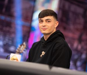 Pedri en su primera entrevista El Hormiguero.