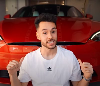 TheGrefg y su Tesla Model S Plaid.