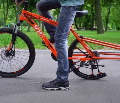 Bicicleta ruedas a la mitad