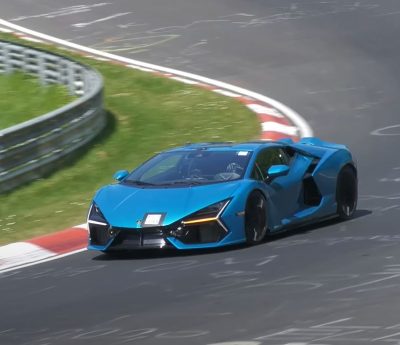 Lamborghini Revuelto