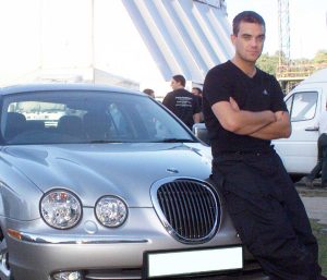 Famosos que no conducen