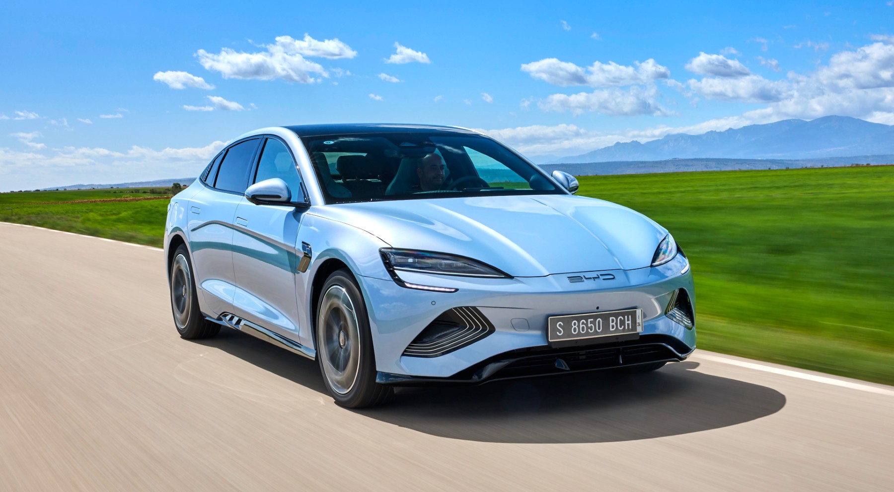 Coches chinos en España