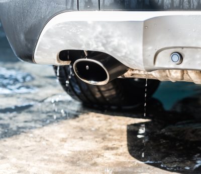 Tubo de escape coche