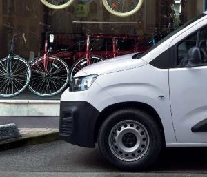 vehículo derivado de turismo