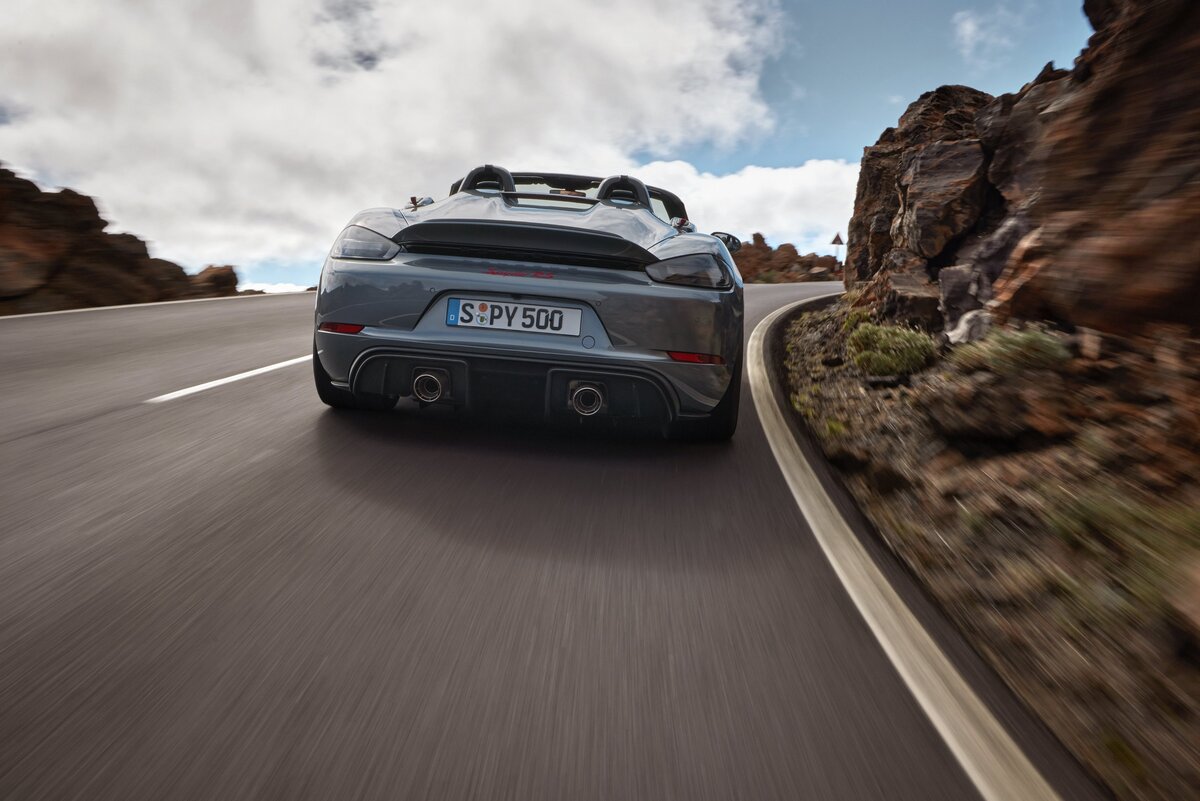 Porsche 718 Spyder RS